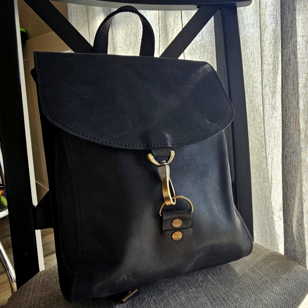 Small Oiled Black Leather backpack